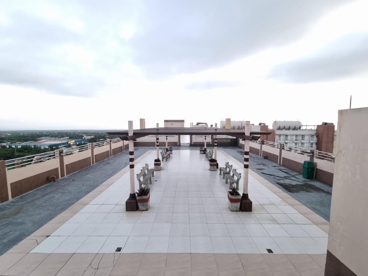 4 Pax Tagaytay Prime Staycation Wifi Netflix And Light Cooking Free Viewdeck 따가이따이 외부 사진